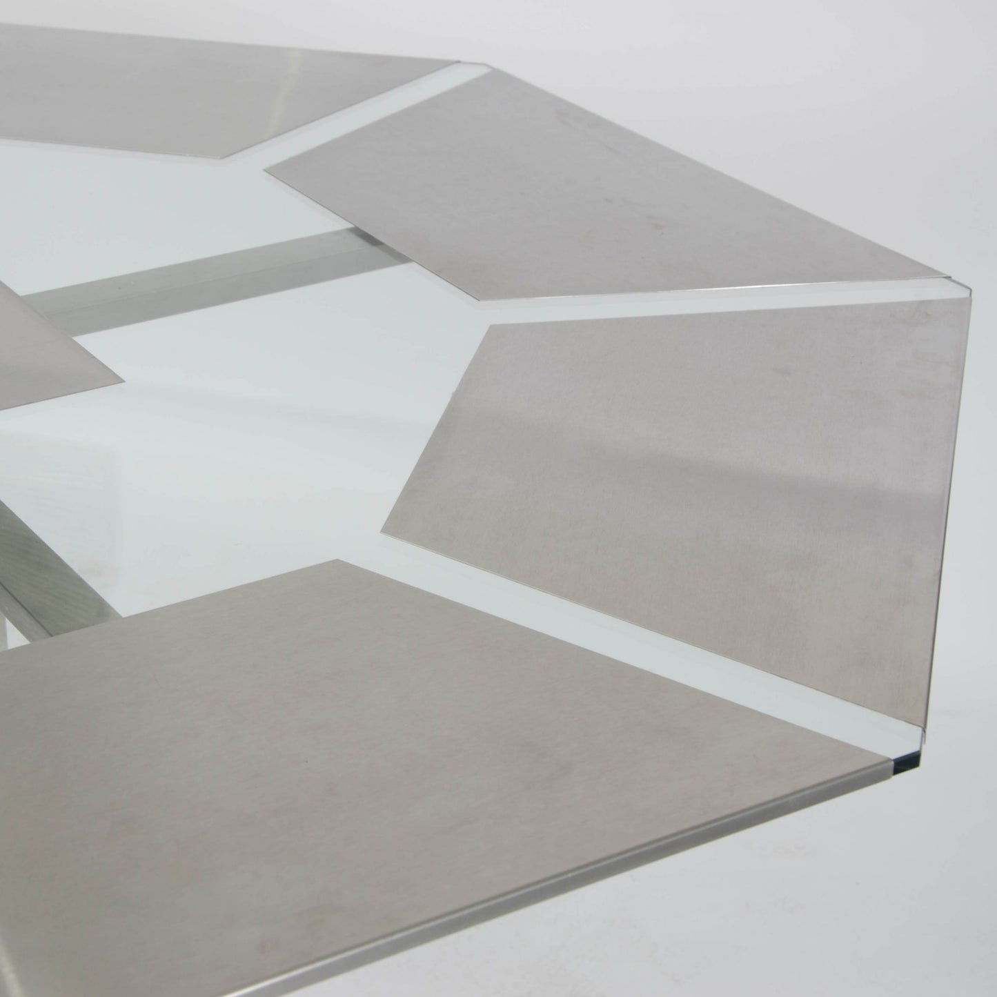 Nadine Charteret Dining Table