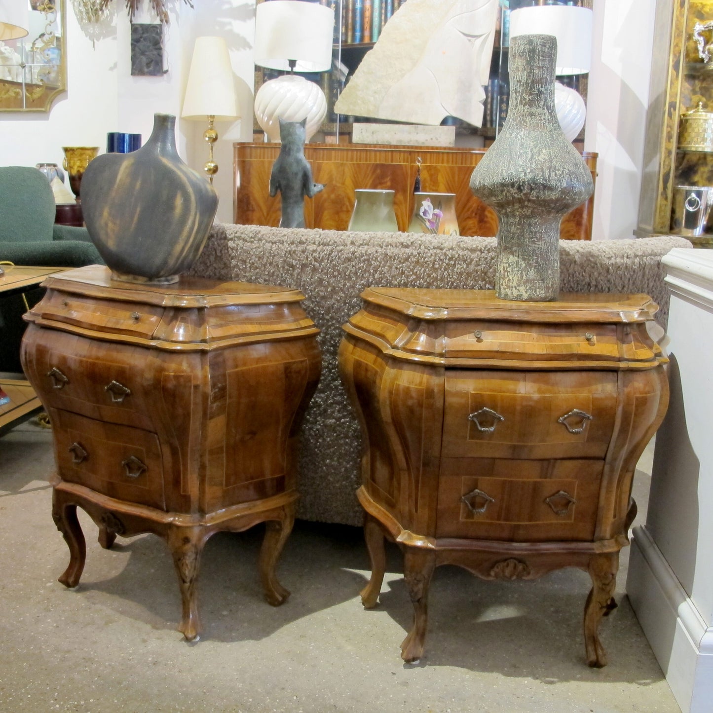 1930s Pair of Italian Bow fronted Bombe Side Tables – Nightstands