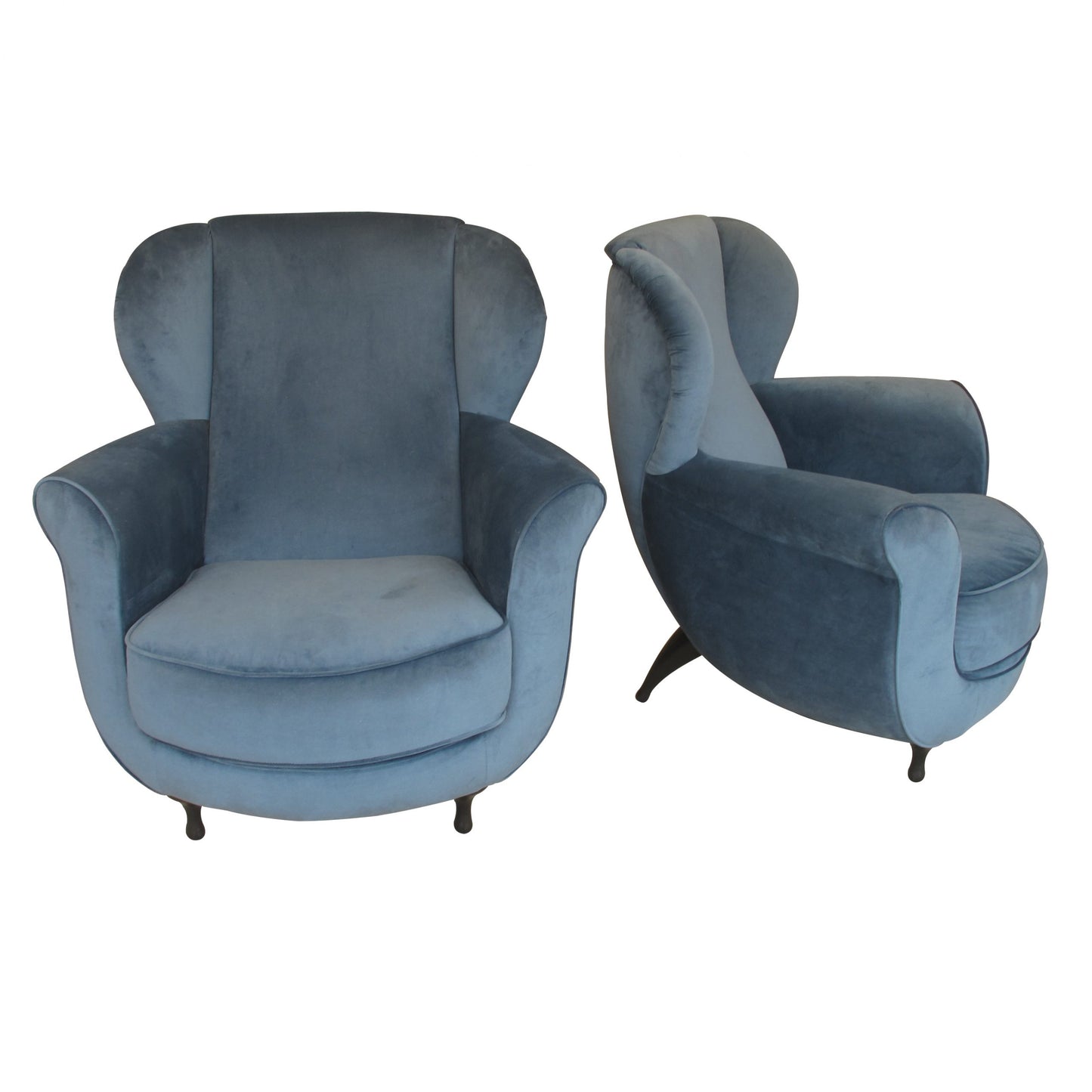 A pair of armchairs by Moroso in blue velvet