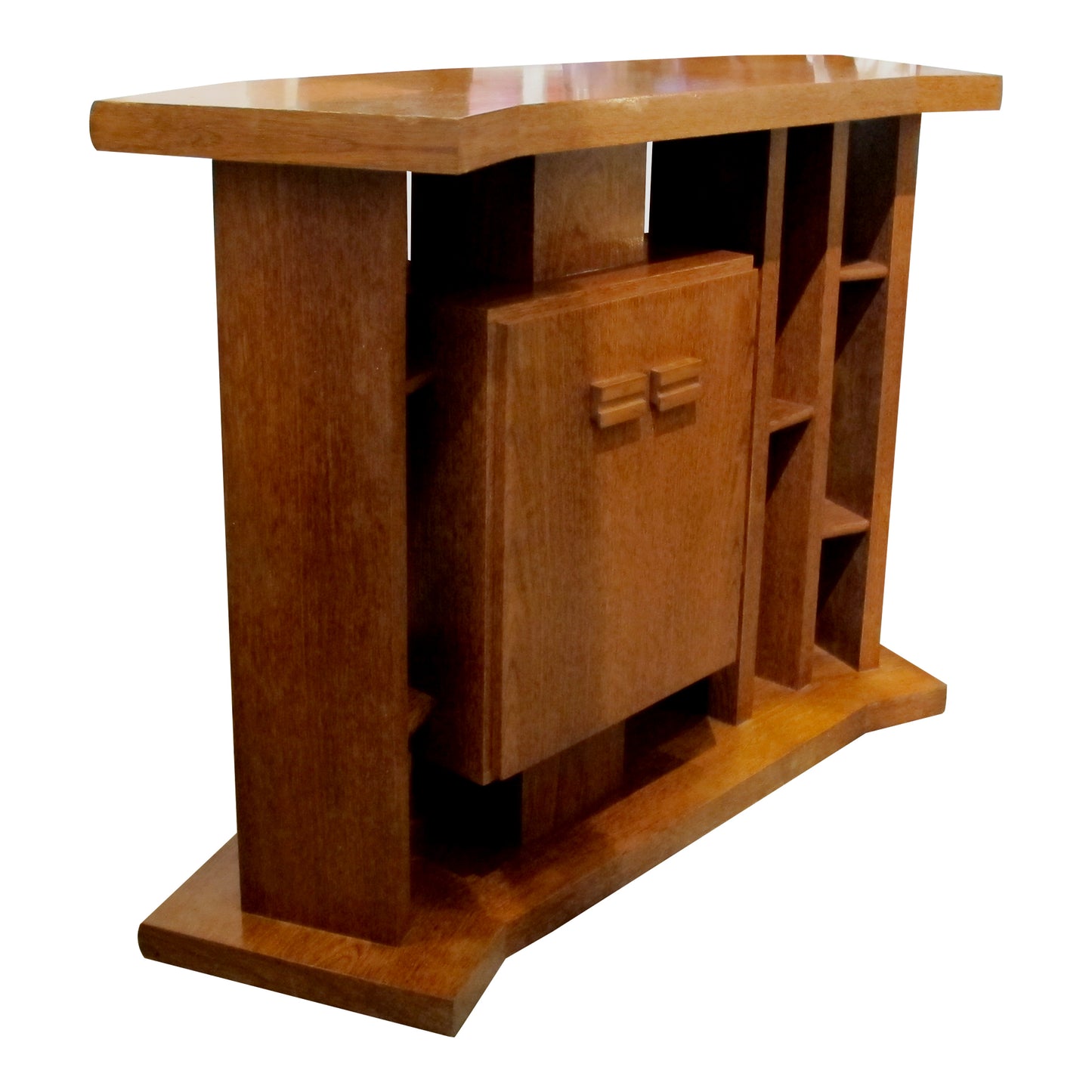 1960s Continental Oak Bar Unit with Shelving and Matching Stools