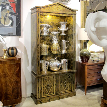 1970s Spanish Neo-Classical Style Brass Display Cabinet – Vitrine - Image 11